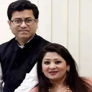 সাবেক মেয়র তাপস ও তার স্ত্রীর ছয়টি ক্রেডিট কার্ড ব্লকের নির্দেশ