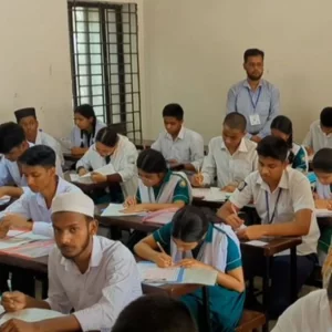 এসএসসি পরীক্ষার প্রথম দিনে ২৫ হাজার ৪০৮ জন অনুপস্থিত, বহিষ্কৃত ৬