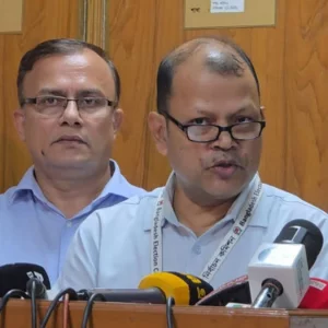 দল ও স্বতন্ত্র জোটের বাইরে আরও ৩ জনের মনোনয়ন জমা