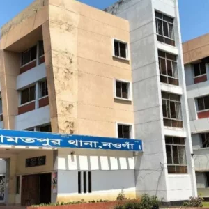 নওগাঁয় তিন বছরের শিশুসহ একই পরিবারের ৪ জনকে গলা কেটে হত্যা 