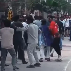 নারায়ণগ‌ঞ্জে ঘাটের ইজারা নিয়ে বিএনপি-এনসিপির সংঘর্ষ, আহত-৫