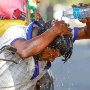 বছরের সর্বোচ্চ তাপমাত্রার রেকর্ড রাজশাহীতে, আরও ২৪ জেলায় তাপপ্রবাহের আশঙ্কা