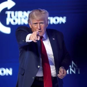 ট্রাম্পের শুল্ক ফেরত প্রক্রিয়া শুরু, ভোক্তারা পাচ্ছেন না সরাসরি সুবিধা