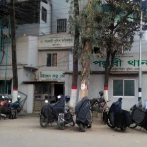 পল্লবীতে নৃশংসভাবে শিক্ষিকা খুন, হাতে পাওয়া চুল ঘিরে রহস্য