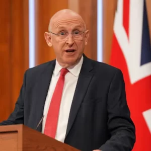 হরমুজে জাহাজ চলাচল স্বাভাবিক করতে লন্ডনে ৩০ দেশের বৈঠক