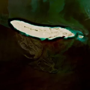 মহাকাশ থেকেও দেখা যাচ্ছে হরমুজে ছড়িয়ে পড়া তেল, পরিবেশ বিপর্যয়ের শঙ্কা