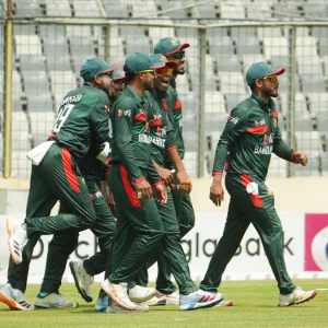 বাংলাদেশকে জরিমানা করল আইসিসি