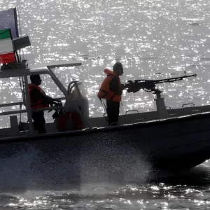 দুর্ধর্ষ অভিযানে ভারতগামী জাহাজ জব্দ করল ইরান, আইআরজিসির ভিডিও প্রকাশ