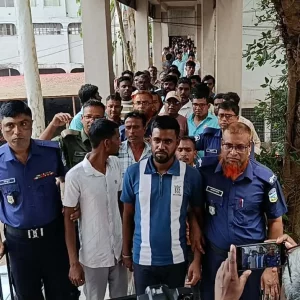 চা বিক্রেতা নারীকে ধর্ষণের ঘটনায় ৩ জনের মৃত্যুদণ্ড 