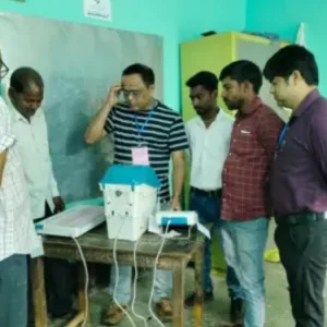 পশ্চিমবঙ্গে বিধানসভা নির্বাচনে ভোটগ্রহণে ইভিএম ক্রুটি, বিপাকে ভোটাররা
