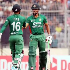 শান্তর পর লিটনের ফিফটি, ঘুরে দাঁড়াচ্ছে বাংলাদেশ