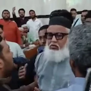 অসৌজন্যমূলক আচরণ: আব্দুল মান্নানকে বিচারকাজ থেকে সরিয়ে দিলেন প্রধান বিচারপতি