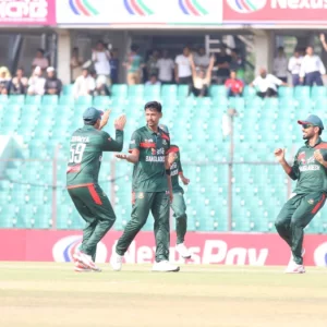 জয়ের সুবাস পাচ্ছে বাংলাদেশ 