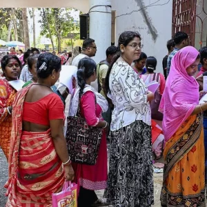 পশ্চিমবঙ্গ বিধানসভা নির্বাচনের প্রথম দফার ভোটগ্রহণ শুরু