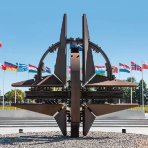 স্পেনকে বহিষ্কার ও বাকি ন্যাটো দেশগুলোকে শাস্তি দেবে যুক্তরাষ্ট্র