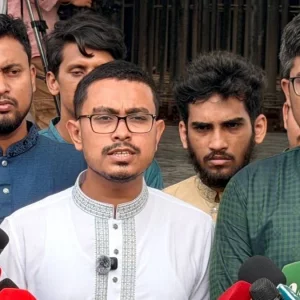 ব্যর্থতা আড়ালে ছাত্রদলের হাতে অস্ত্র তুলে দিয়েছে সরকার: সাদেক কায়েম