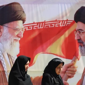 মোজতবা খামেনির শারীরিক অবস্থা ভালো না, করতে হচ্ছে প্লাস্টিক সার্জারি