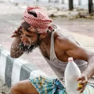 তীব্র গরমে পুড়ছে দেশ, অস্বস্তি আরও বাড়তে পারে