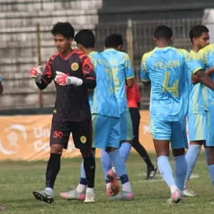 ফর্টিসকে হারিয়ে শিরোপার লড়াই জমিয়ে তুললো আবাহনী 