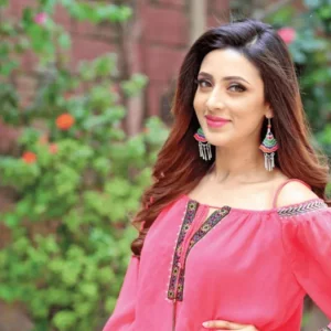 ‘টপ অ্যাঙ্গেলে ভিডিও’ বিতর্কে মুখ খুললেন মিম