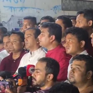 ঢাবি সাংবাদিকদের মারধরের ঘটনায় ছাত্রদলের তদন্ত কমিটি গঠন, দুঃখপ্রকাশ