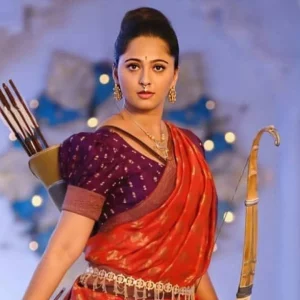 অনুশকা শেঠিকে নিয়ে ফের গুঞ্জন, পরিবারের চাপে বিয়ের সিদ্ধান্ত অভিনেত্রীর