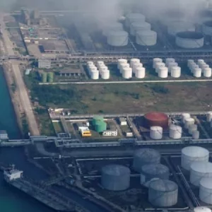 চীনা রিফাইনারির ওপর যুক্তরাষ্ট্রের নিষেধাজ্ঞা