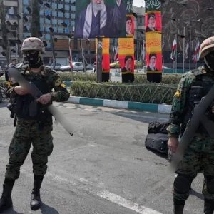 ইরানে সাঁড়াশি অভিযানে মোসাদের গুপ্তচরসহ ২৪০ জন গ্রেপ্তার