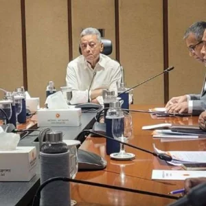 আর্থিক খাতের রাজনীতিকীকরণে ব্যাংকগুলো ‘খালি হয়ে গেছে’: অর্থমন্ত্রী