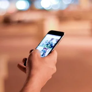 মোবাইল রিচার্জে কর কমানোর উদ্যোগ, শতকরা ৫৬ টাকার বেশি কর নিয়ে প্রশ্ন