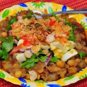 ফুটপাতে চটপটি খাচ্ছেন? পেটে ঢুকছে মলমূত্রের ৭ কোটি জীবাণু!