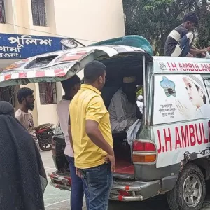 খেলার মাঠে বাছুর ঢোকা নিয়ে মারামারি, চিকিৎসাধীন অবস্থায় কিশোরের মৃত্যু