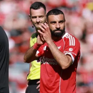 লিভারপুল ছাড়ার আগেই বিদায় সালাহর!