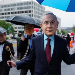 অভ্যন্তরীণ রাজনৈতিক চাপ সামাল দিতেই লেবাননে হামলা চালায় নেতানিয়াহু