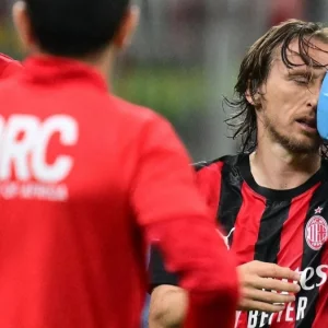 লুকা মদ্রিচের ভাঙা চোয়ালে অস্ত্রোপচার, দুশ্চিন্তায় ক্রোয়েশিয়া