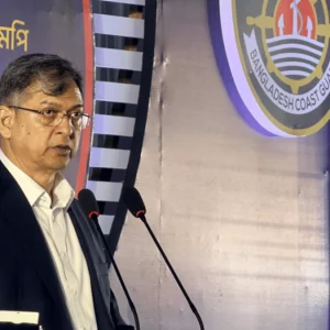 কোস্ট গার্ডের সক্ষমতা বাড়াতে বহরে যুক্ত হবে হেলিকপ্টার: স্বরাষ্ট্রমন্ত্রী
