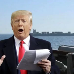 ইরান ভেঙে পড়ার দ্বারপ্রান্তে দাবি ট্রাম্পের