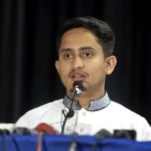 হাসপাতালে নেওয়া হয়েছে সারজিস আলমকে