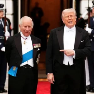 আপনি আমার মায়ের ক্রাশ ছিলেন: রাজা চার্লসকে ট্রাম্প