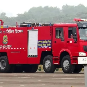 ডেমরায় কালি তৈরির কারখানায় আগুন, নিয়ন্ত্রণে ফায়ার সার্ভিস