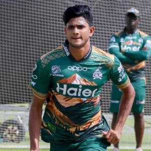 পিএসএল এর ফাইনাল রাঙাতে পাকিস্তানে উড়াল দিলেন নাহিদ রানা