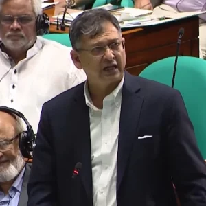 মোহাম্মদ তাহেরের ‘শিশু মুক্তিযোদ্ধা’ দাবিকে স্বাগত জানিয়েছেন স্বরাষ্ট্রমন্ত্রী