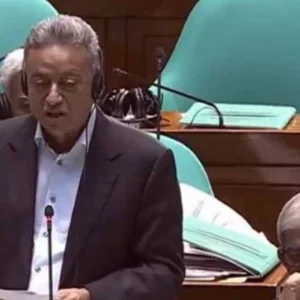 বিরোধী দলকে গভর্নরের পারফরমেন্স দেখার আহ্বান অর্থমন্ত্রীর