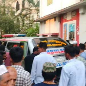 প্যারোল মেলেনি মুক্তি, কারাফটকে বাবাকে শেষ দেখা দেখলেন ছাত্রলীগ নেতা