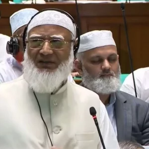 অতীত আঁকড়ে না থেকে নতুন ইতিহাস গড়ার আহ্বান বিরোধীদলীয় নেতার