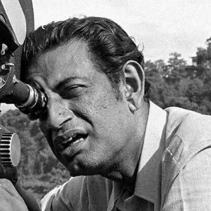 বৈচিত্র্যময়তার ধারক সত্যজিৎ রায়