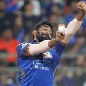 ৮ ম্যাচে মাত্র ২ উইকেট—আইপিএলে পাত্তাই পাচ্ছেন না বুমরা