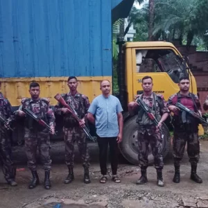 মৌলভীবাজারে ট্রাকসহ ভারতীয় জিরা জব্দ