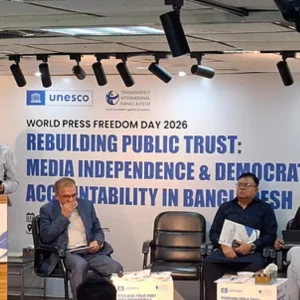 মালিকদের হস্তক্ষেপের কারণে গণমাধ্যমের বিশ্বাসযোগ্যতা এখন তলানিতে: কামাল আহমেদ 