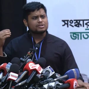 সংসদে দাঁড়িয়ে স্বরাষ্ট্রমন্ত্রী জাতির সামনে ভণ্ডামি প্রকাশ করেছেন: হাসনাত আব্দুল্লাহ